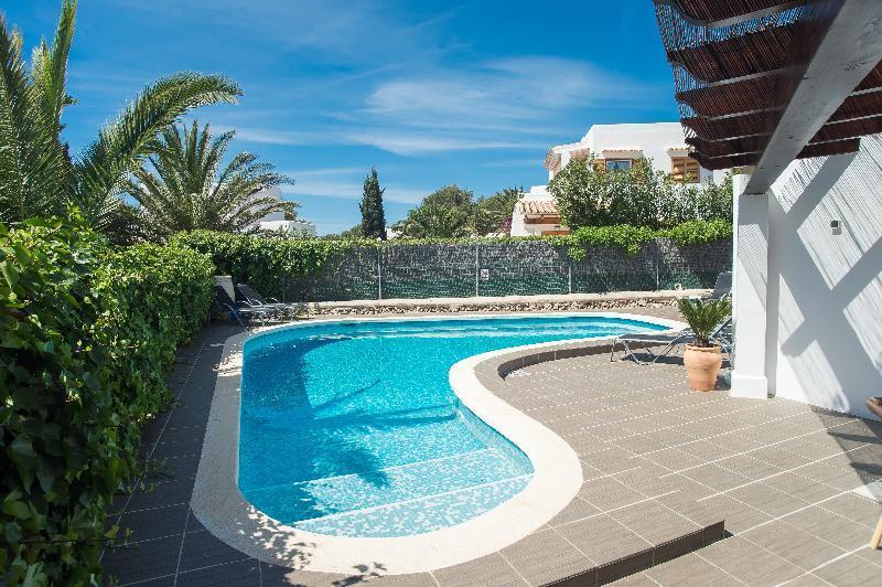 Villa Esmeralda *
